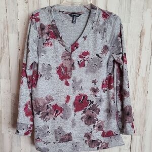 Ellen Tracy Gray and Red Floral Long Sleeve Top